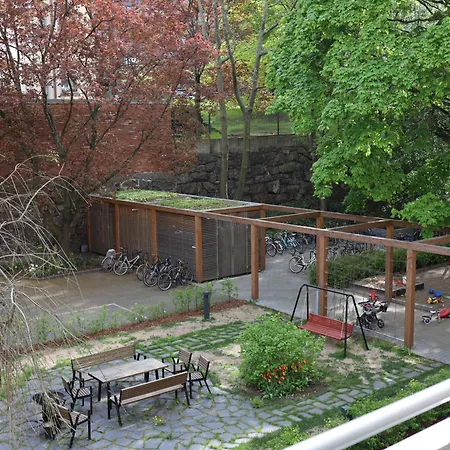 شقة Urban Oasis - Two Bedrooms - Balcony - Nearby Metro *