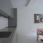 Urban Oasis - Two Bedrooms - Balcony - Nearby Metro Apartment