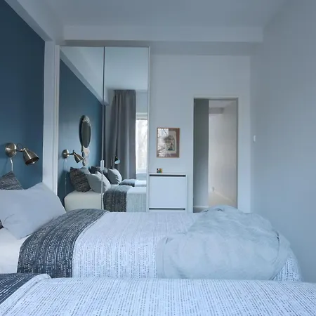 Urban Oasis - Two Bedrooms - Balcony - Nearby Metro Helsinki